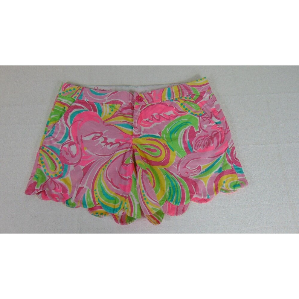 Lilly Pulitzer The Buttercup Short Scalloped Hem Womens Size 4 Flamingo Print